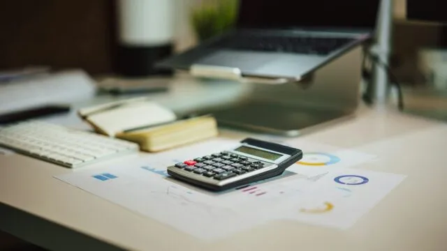 भारत में छोटे बिज़नेस के लिए बेस्ट अकाउंटिंग सॉफ्टवेयर: GST-रेडी फीचर जो जरूर देखें
