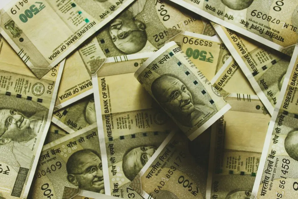 PPF बनाम ELSS बनाम NPS: कौन-सा टैक्स बचत विकल्प आपके लिए सही है?