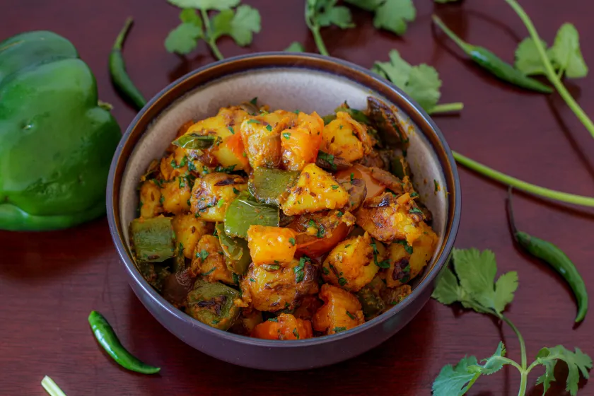 Shimla Mirch Aloo