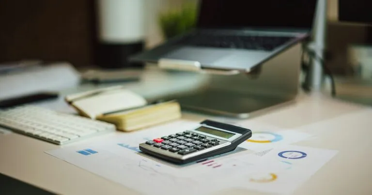 GST for Online Sellers in India: Registration, TCS, Invoices and Returns Explained