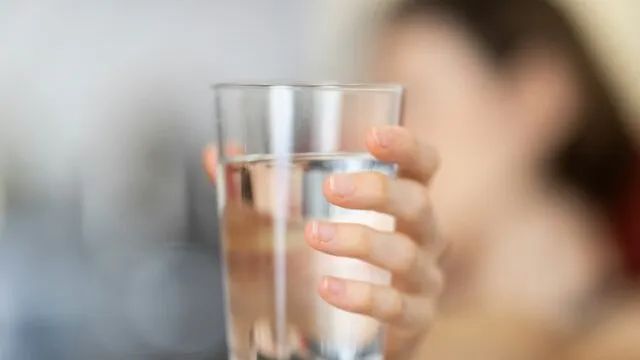How Much Water Should You Drink a Day? What Experts Say (and Signs You’re Hydrated)